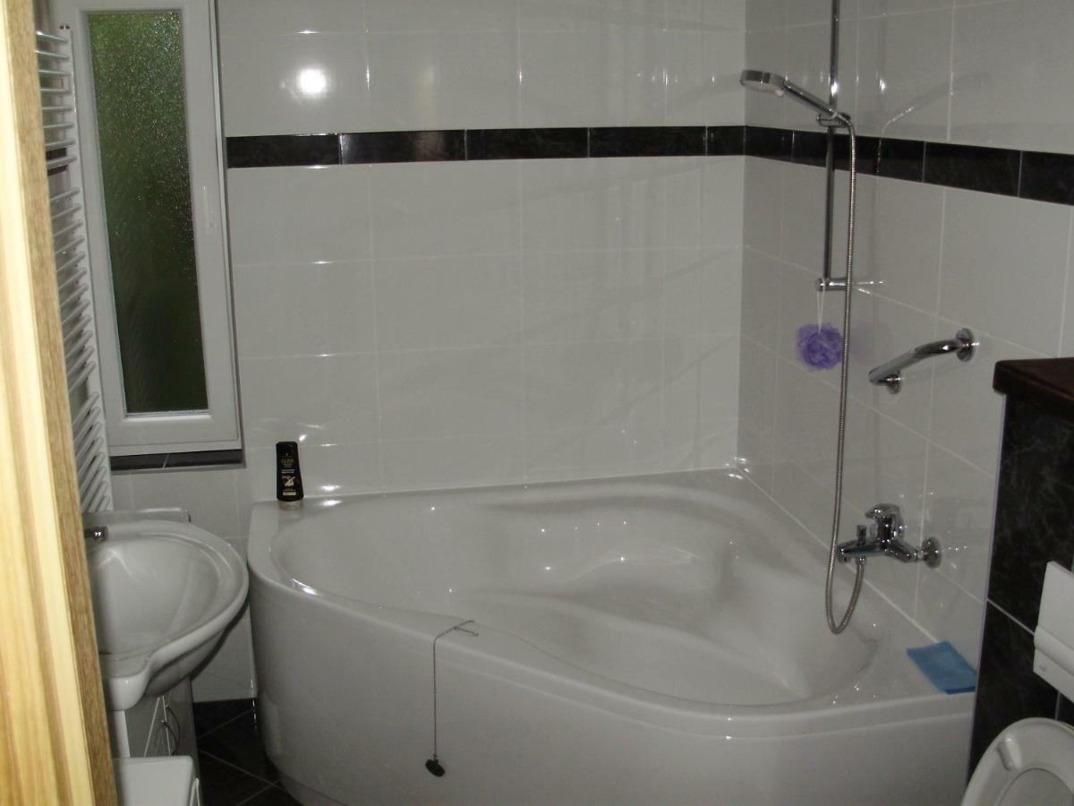 Apartment Maximilian-Free Parking!!! Zagreb Ngoại thất bức ảnh